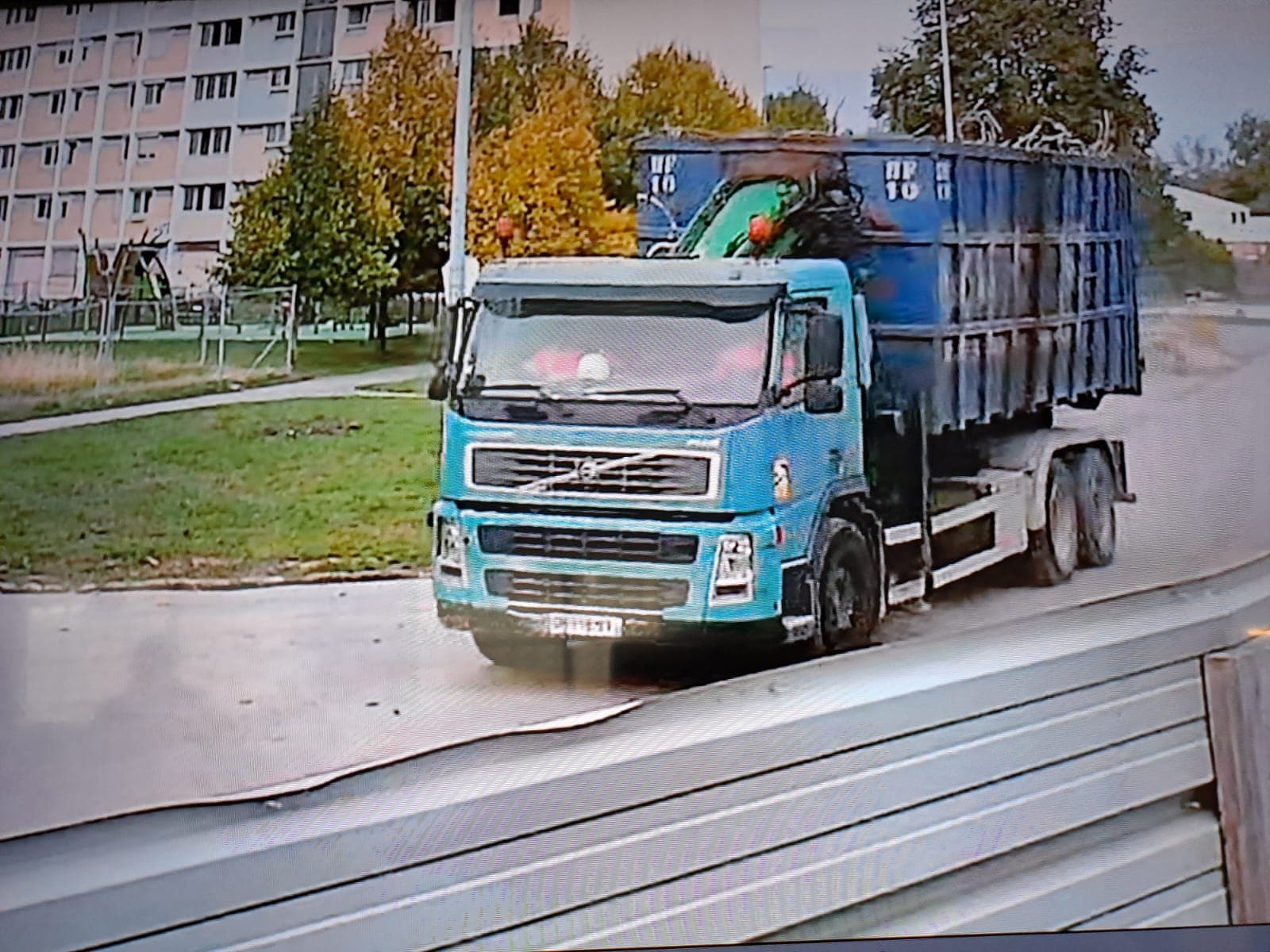 Let op: diefstal van een blauwe VALVAN-container van 33 m³ in Maubeuge