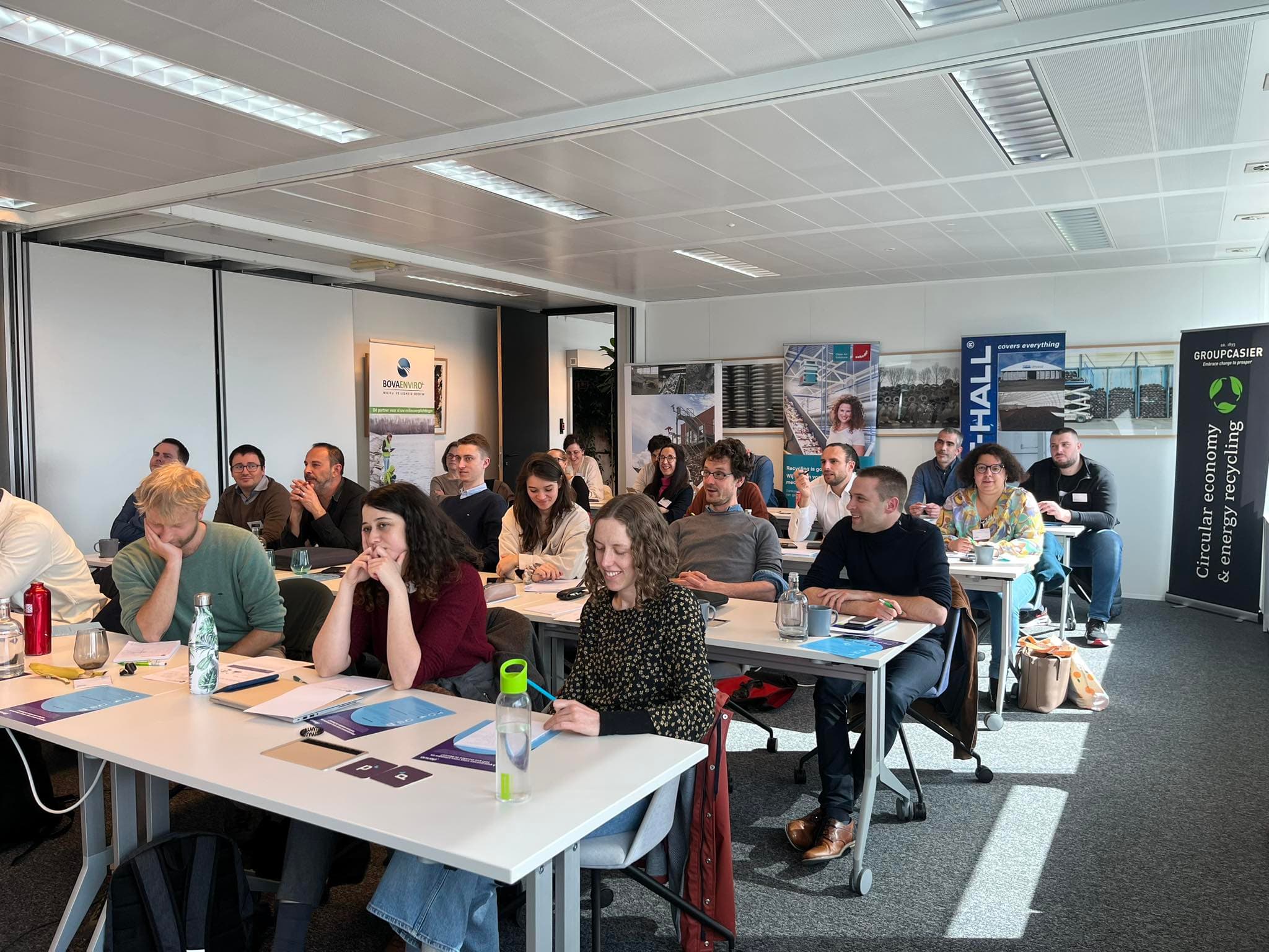 Découvrez les prochaines dates pour notre formation de base sur le secteur du traitement des déchets et du recyclage