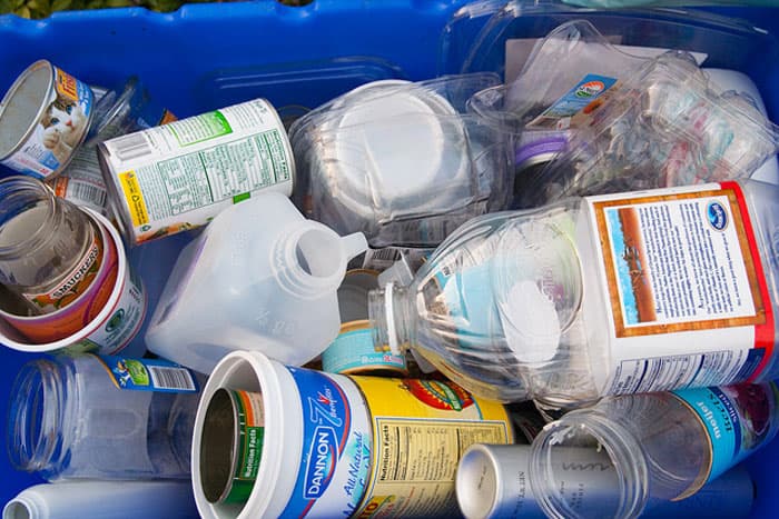 REACT: Calcul d'un "contenu recyclé" en cas de recyclage chimique par l'approche du bilan massique : la FEAD a preparé sa position