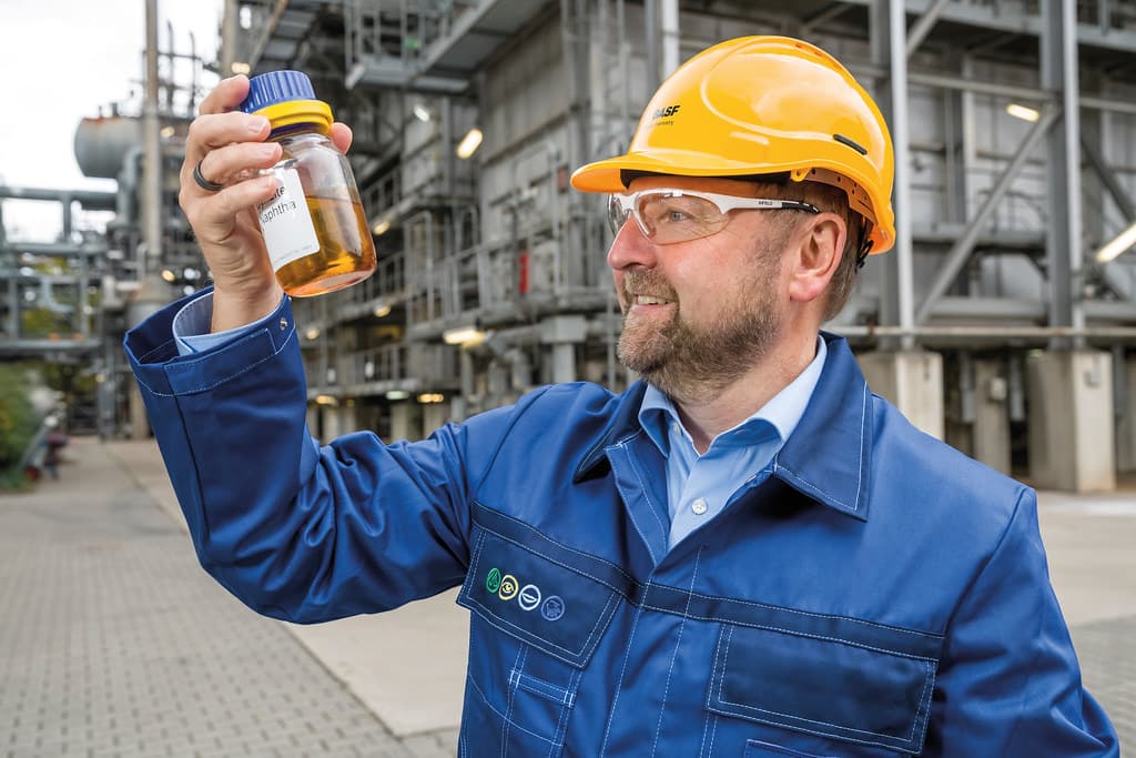 Chemische Recyclage: Methoden voor het berekenen van Recycled Content, geïllustreerd aan de hand van een voorbeeld